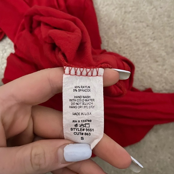 red tie-up top - Picture 4 of 5